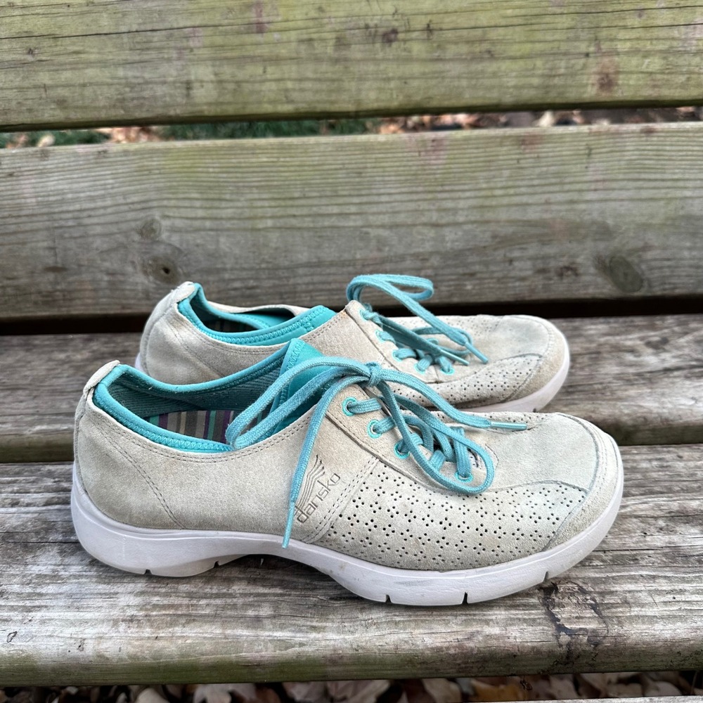 Dansko Elise Perforated Suede Lace‎ Up Comfort Sneakers Tan Teal Blue Sz 39 US 9